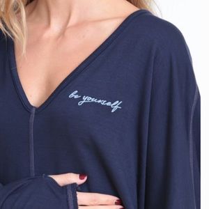 good hYOUman Be Yourself Ann Sweatshirt Large EUC